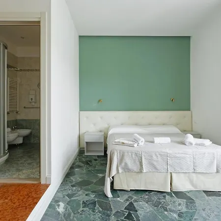 Alojamento de Acomodação e Pequeno-almoço Jade Florença